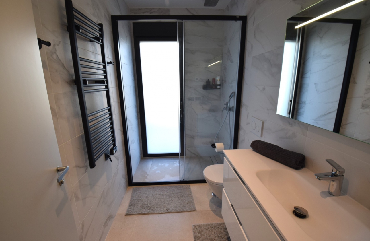 Resale - Villa - Orihuela Costa - Las Colinas golf