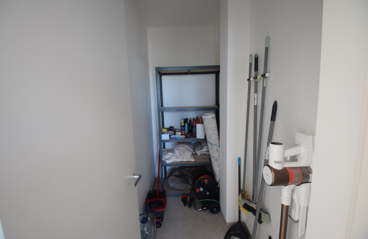 Resale - Villa - Orihuela Costa - Las Colinas golf