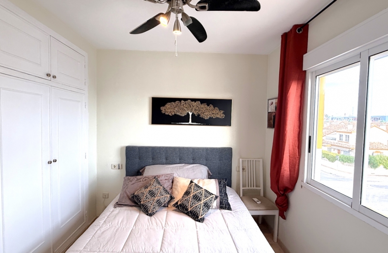 Resale - Apartment / flat - Orihuela Costa - Costa Blanca