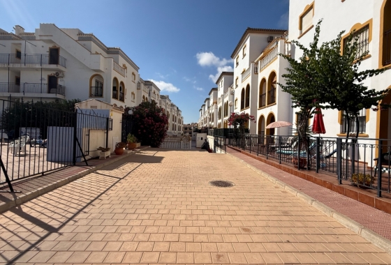 Resale - Apartment / flat - Orihuela Costa - Costa Blanca