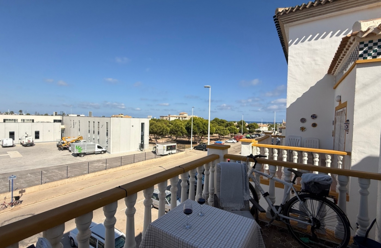 Resale - Apartment / flat - Orihuela Costa - Costa Blanca