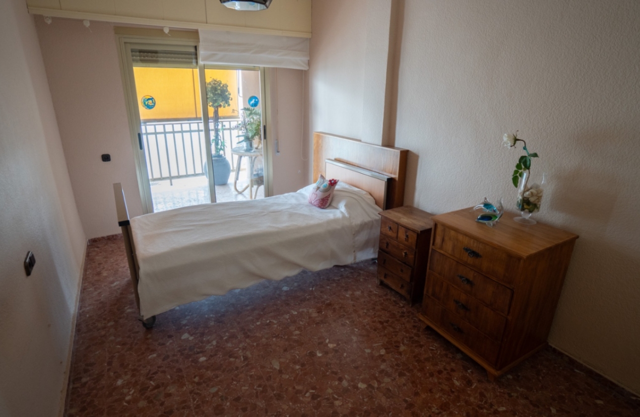 Resale - Apartment / flat - Torrevieja - Costa Blanca