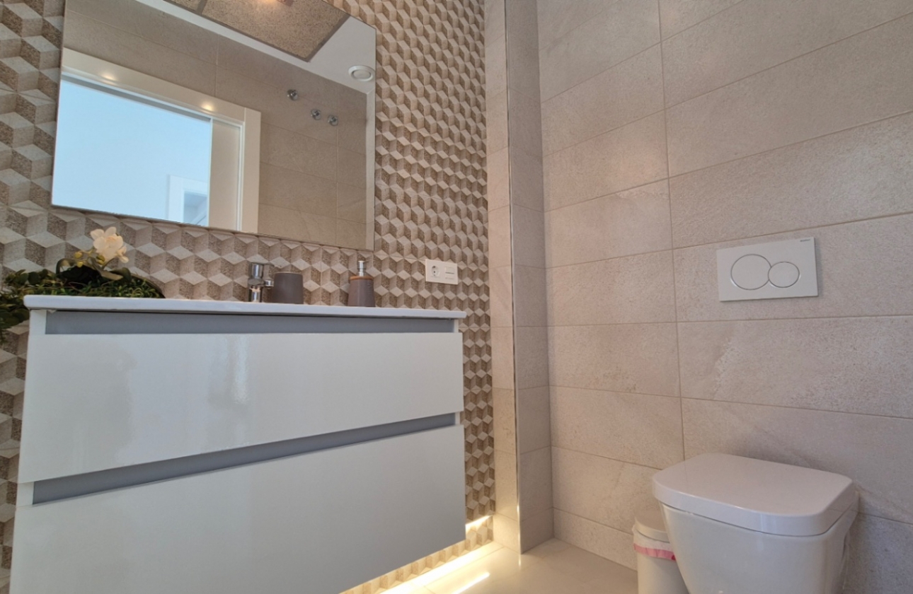 Resale - Villa - Torrevieja - Costa Blanca