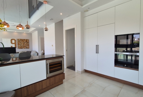 Resale - Villa - Torrevieja - Costa Blanca