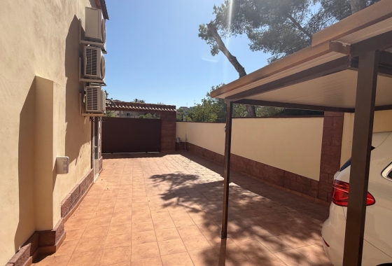 Resale - Villa - Torrevieja - Costa Blanca
