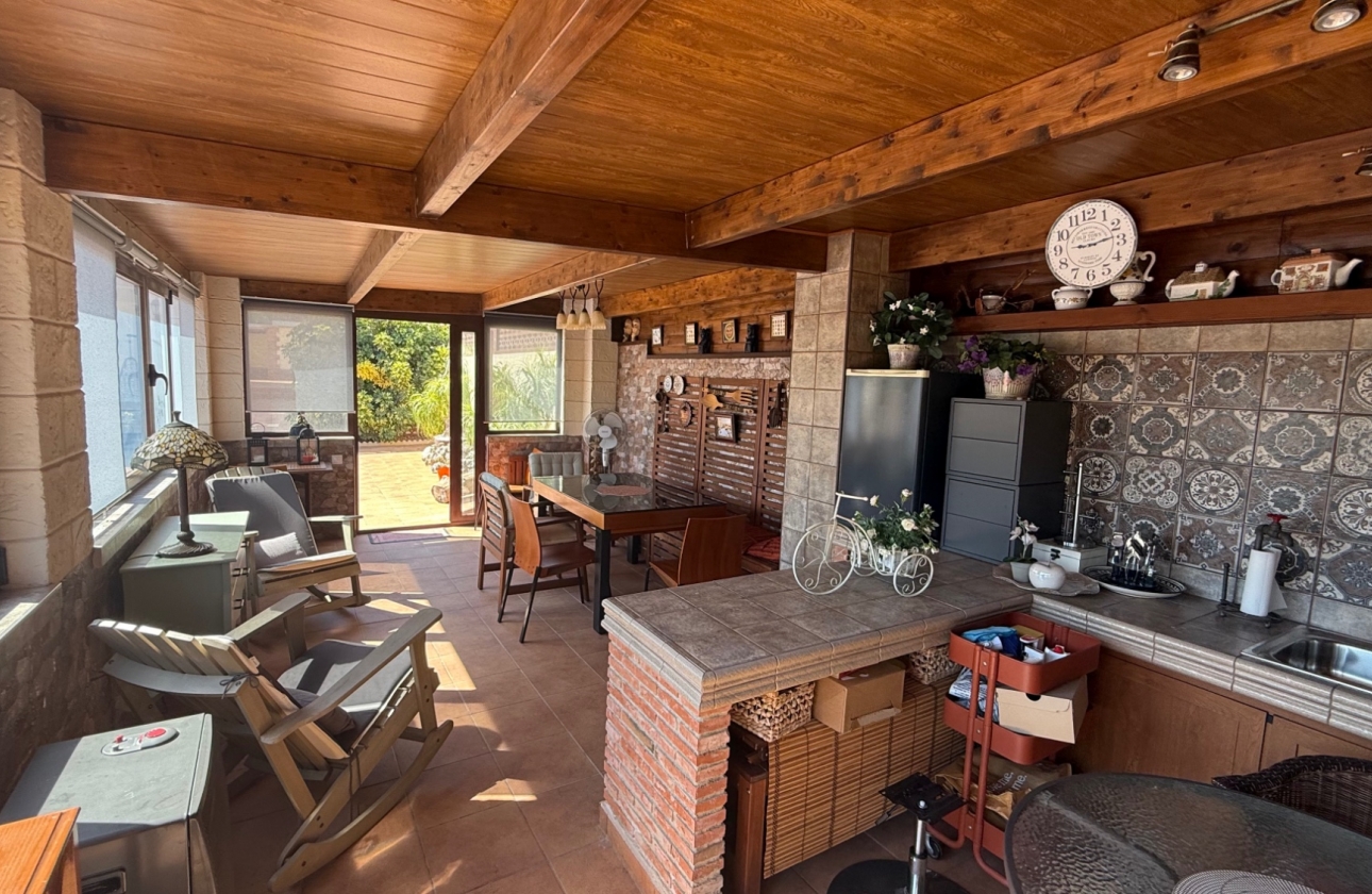 Resale - Villa - Torrevieja - Costa Blanca