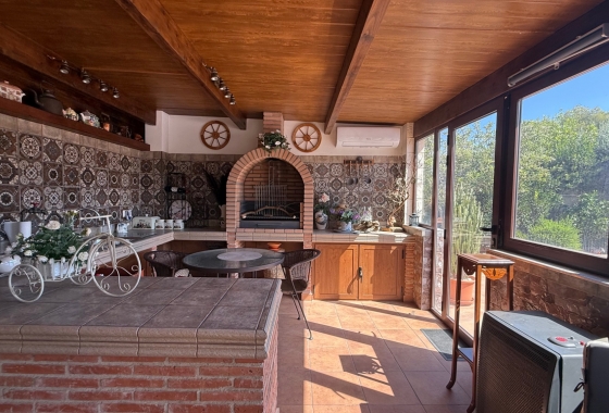 Resale - Villa - Torrevieja - Costa Blanca