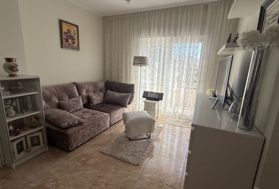 Resale - Villa - Torrevieja - Costa Blanca