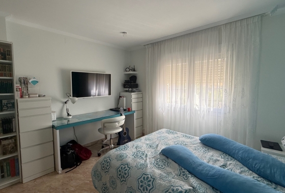 Resale - Villa - Torrevieja - Costa Blanca