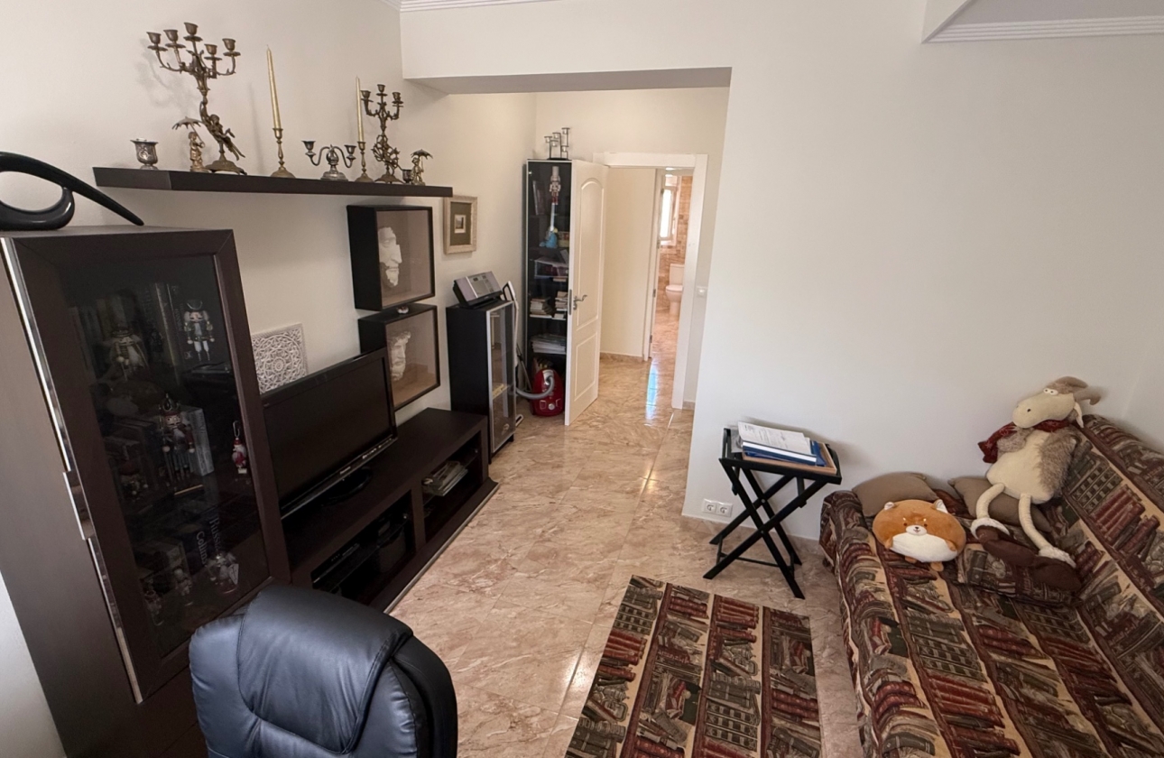 Resale - Villa - Torrevieja - Costa Blanca