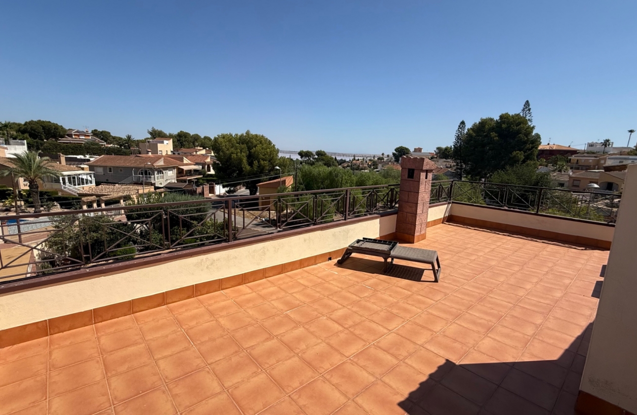 Resale - Villa - Torrevieja - Costa Blanca