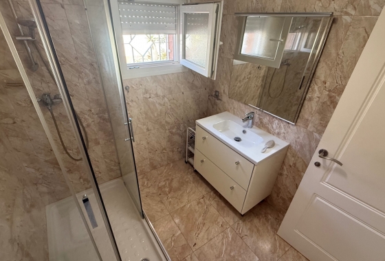 Resale - Villa - Torrevieja - Costa Blanca