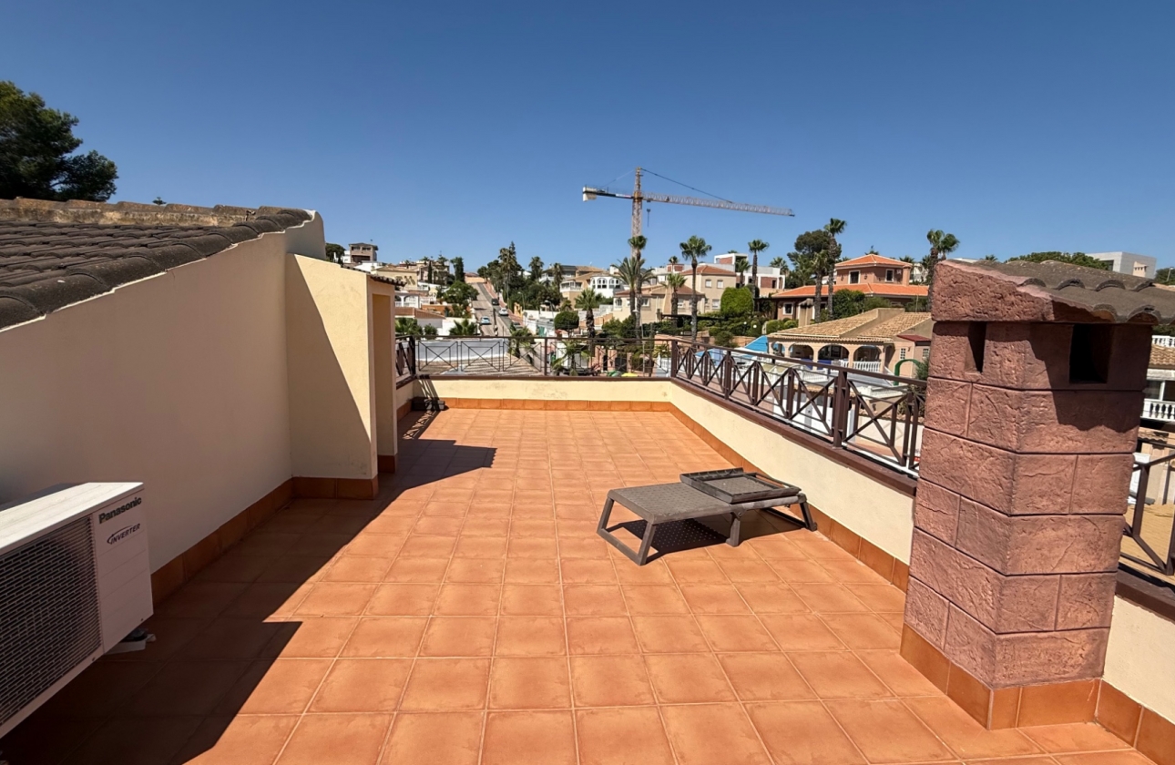Resale - Villa - Torrevieja - Costa Blanca