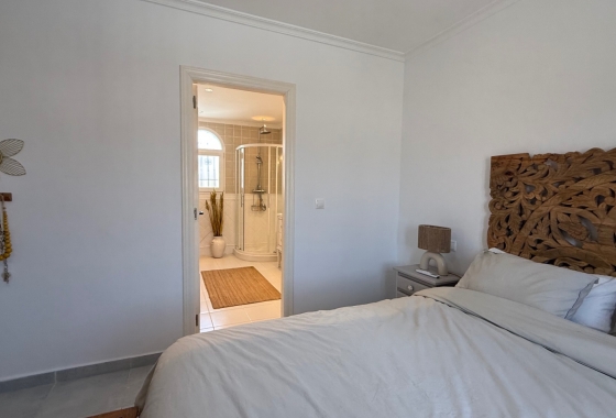 Resale - Villa - Torrevieja - Costa Blanca