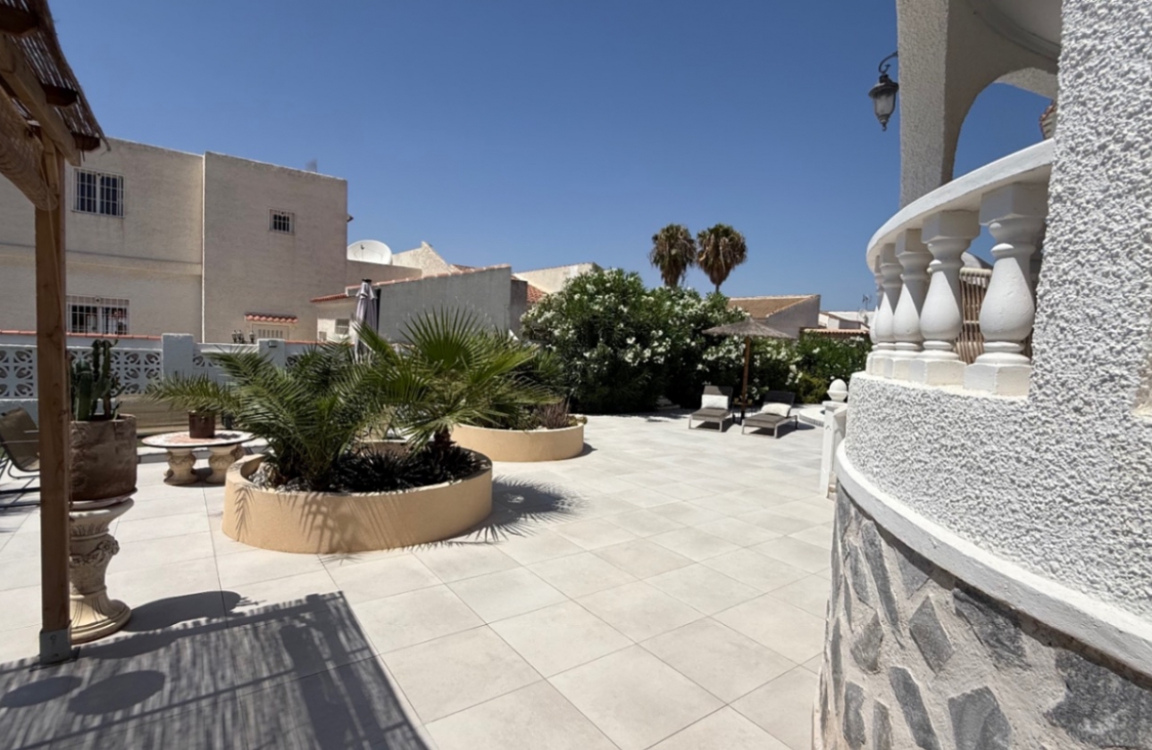 Resale - Villa - Torrevieja - Costa Blanca