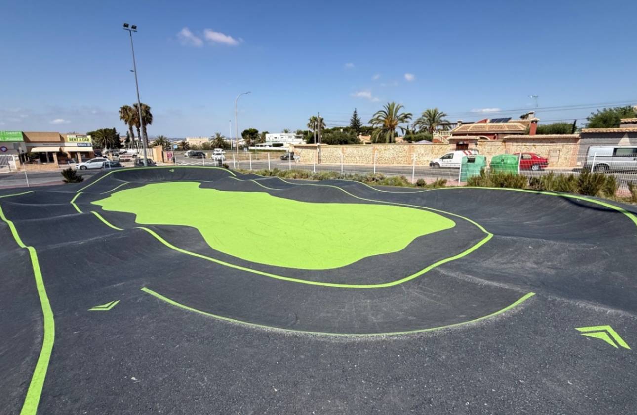 Resale - Villa - Torrevieja - Costa Blanca