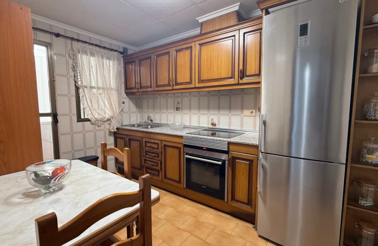 Resale - Apartment / flat - Torrevieja - Costa Blanca