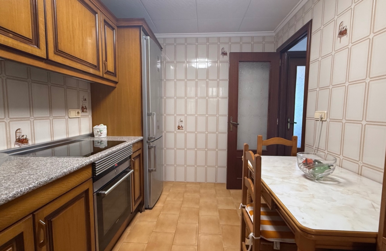 Resale - Apartment / flat - Torrevieja - Costa Blanca
