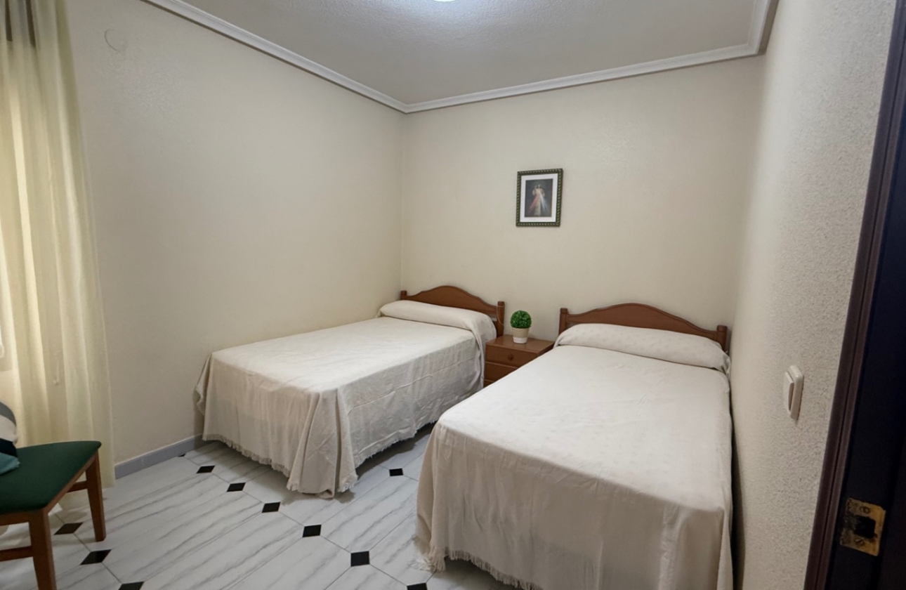 Resale - Apartment / flat - Torrevieja - Costa Blanca