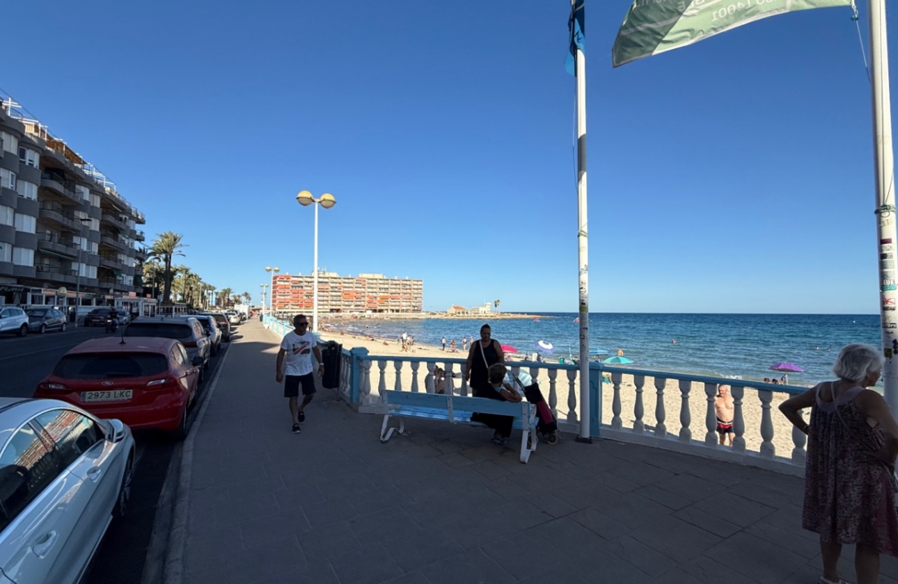 Resale - Apartment / flat - Torrevieja - Costa Blanca