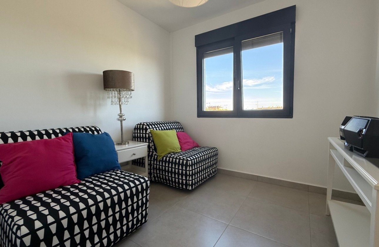 Resale - Apartment / flat - Pilar de la Horadada - Costa Blanca