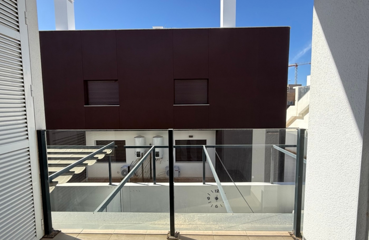 Resale - Apartment / flat - Pilar de la Horadada - Costa Blanca