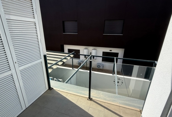 Resale - Apartment / flat - Pilar de la Horadada - Costa Blanca