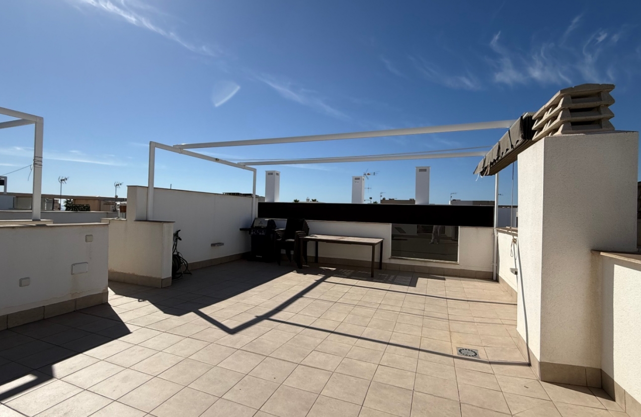 Resale - Apartment / flat - Pilar de la Horadada - Costa Blanca