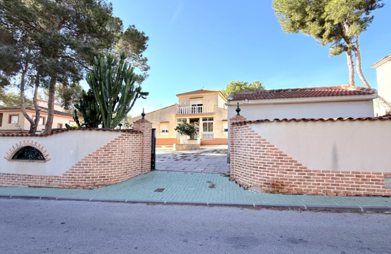 Resale - Villa - Pilar de la Horadada - Costa Blanca