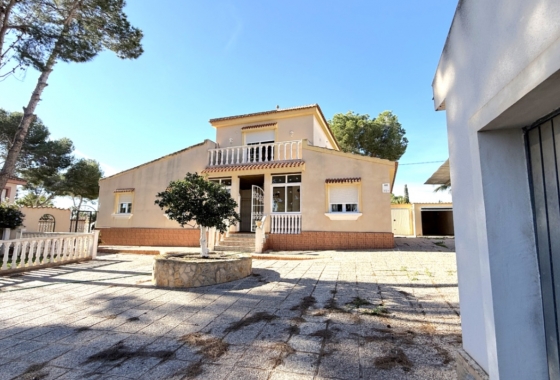 Resale - Villa - Pilar de la Horadada - Costa Blanca