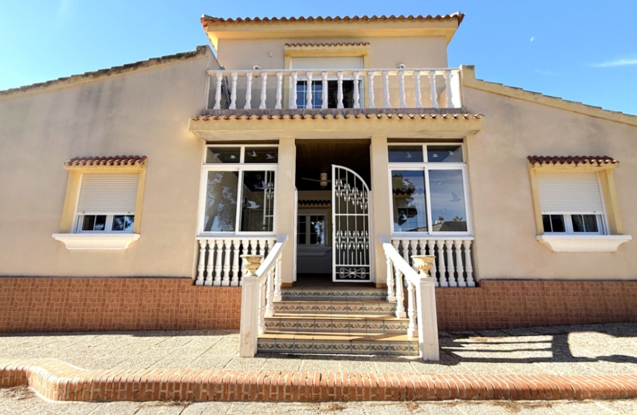 Resale - Villa - Pilar de la Horadada - Costa Blanca