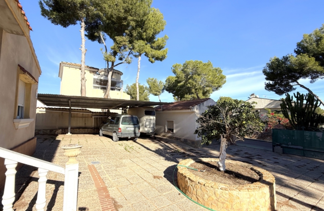 Resale - Villa - Pilar de la Horadada - Costa Blanca