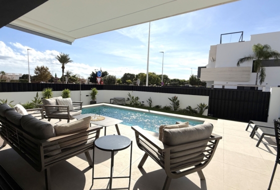 Resale - Apartment / flat - Pilar de la Horadada - Costa Blanca