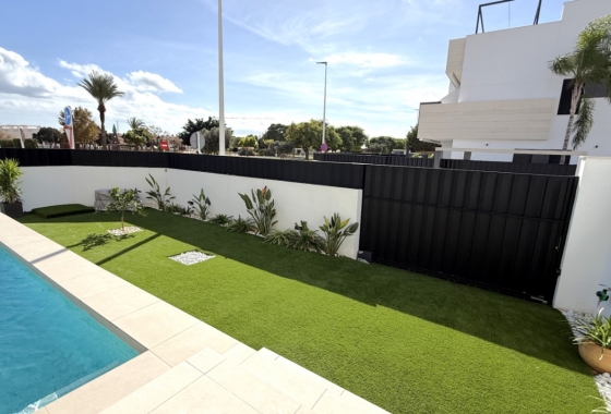 Resale - Apartment / flat - Pilar de la Horadada - Costa Blanca