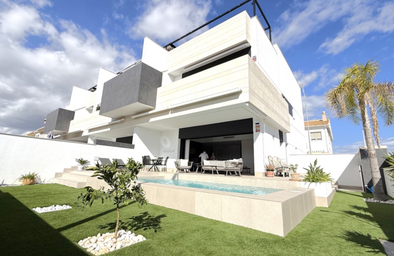 Resale - Apartment / flat - Pilar de la Horadada - Costa Blanca