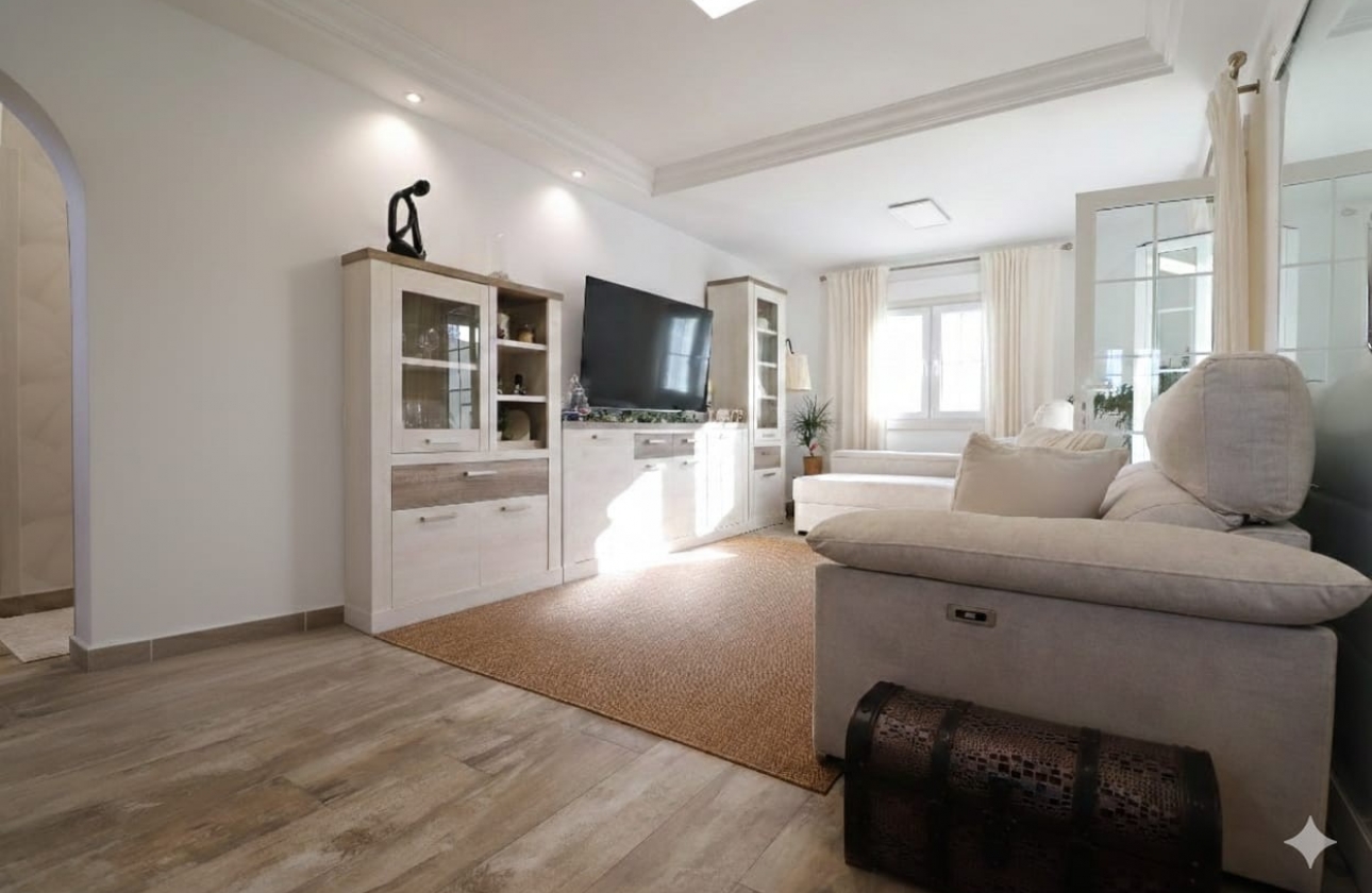 Resale - Villa - Orihuela Costa - Villamartín