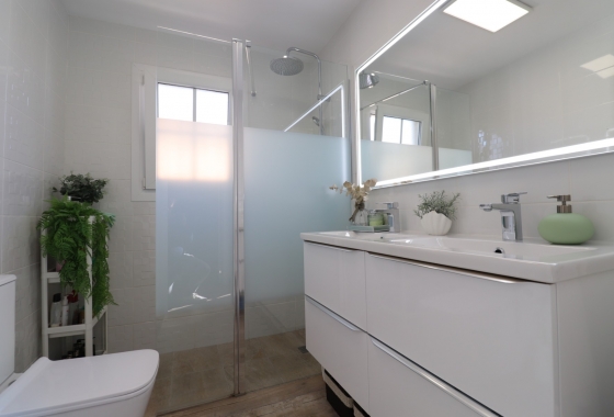 Resale - Villa - Orihuela Costa - Villamartín