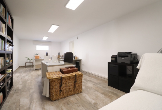 Resale - Villa - Orihuela Costa - Villamartín