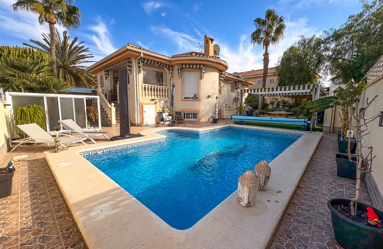 Herverkoop - Villa - Benijofar