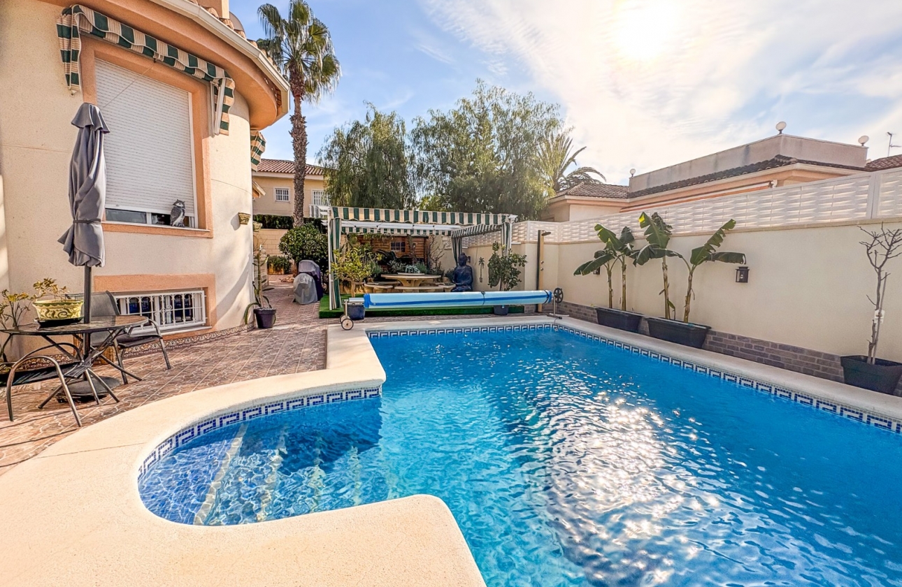 Herverkoop - Villa - Benijofar