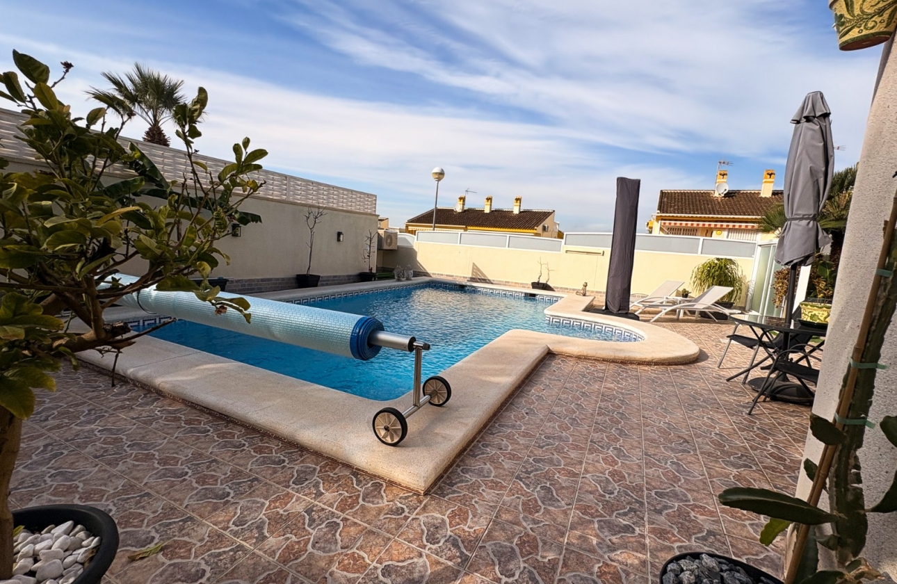 Herverkoop - Villa - Benijofar