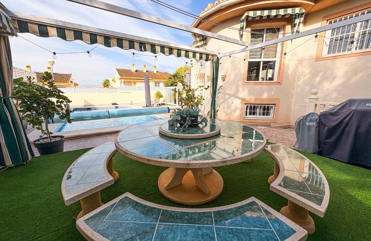 Herverkoop - Villa - Benijofar