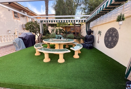 Herverkoop - Villa - Benijofar