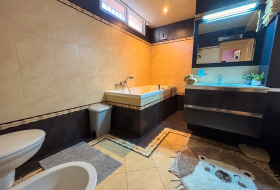 Herverkoop - Villa - Benijofar