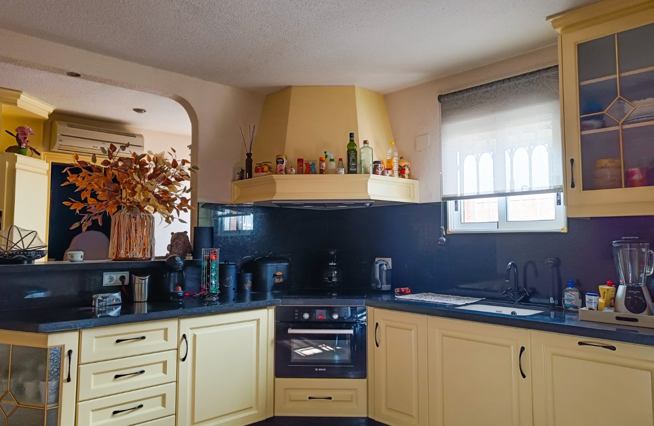 Herverkoop - Villa - Benijofar