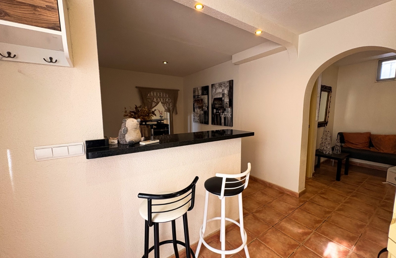 Herverkoop - Villa - Benijofar