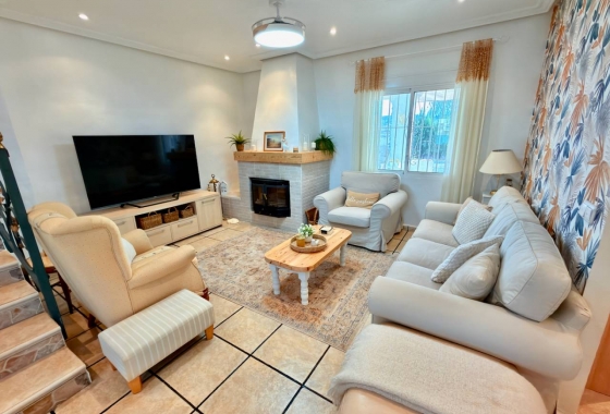 Herverkoop - Villa - Hondón de los Fráiles