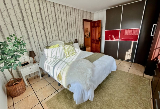 Herverkoop - Villa - Hondón de los Fráiles