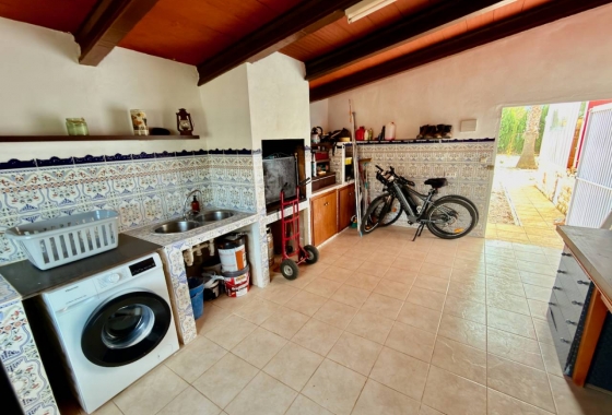 Herverkoop - Villa - Hondón de los Fráiles