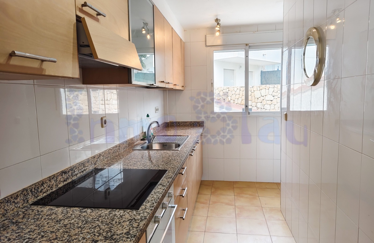 Reventa - Casa - Relleu